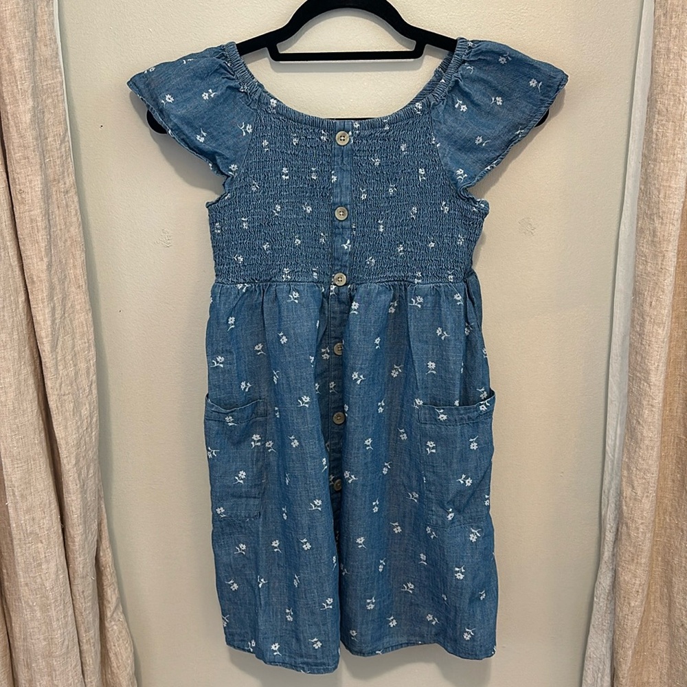 Cat & Jack Girls’ Flutter-Sleeve Smocked Floral Chambray Dress, Size L - Picture 2 of 8